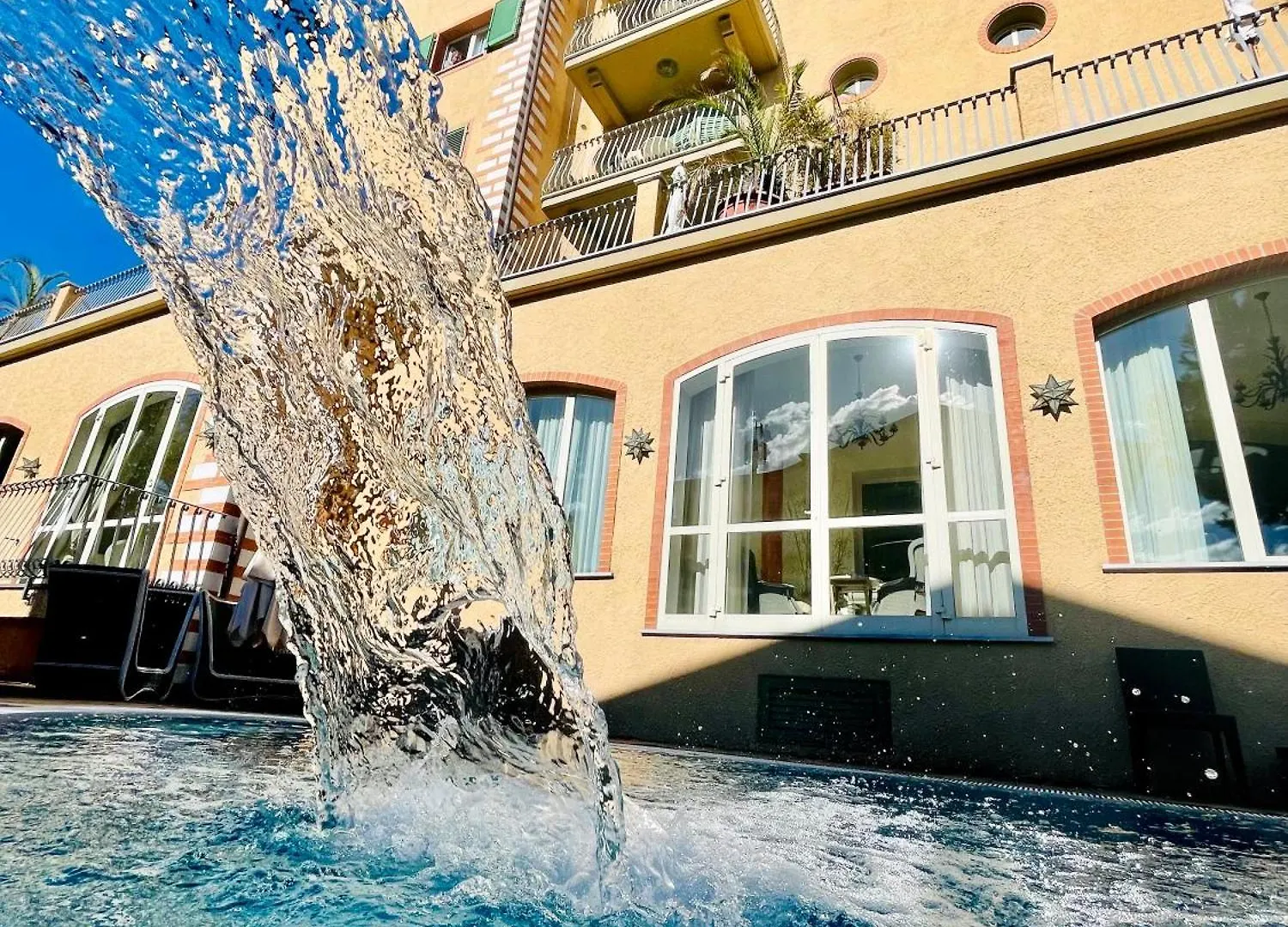 Hotel La Pigna Marina di Pietrasanta 3*,  Italien