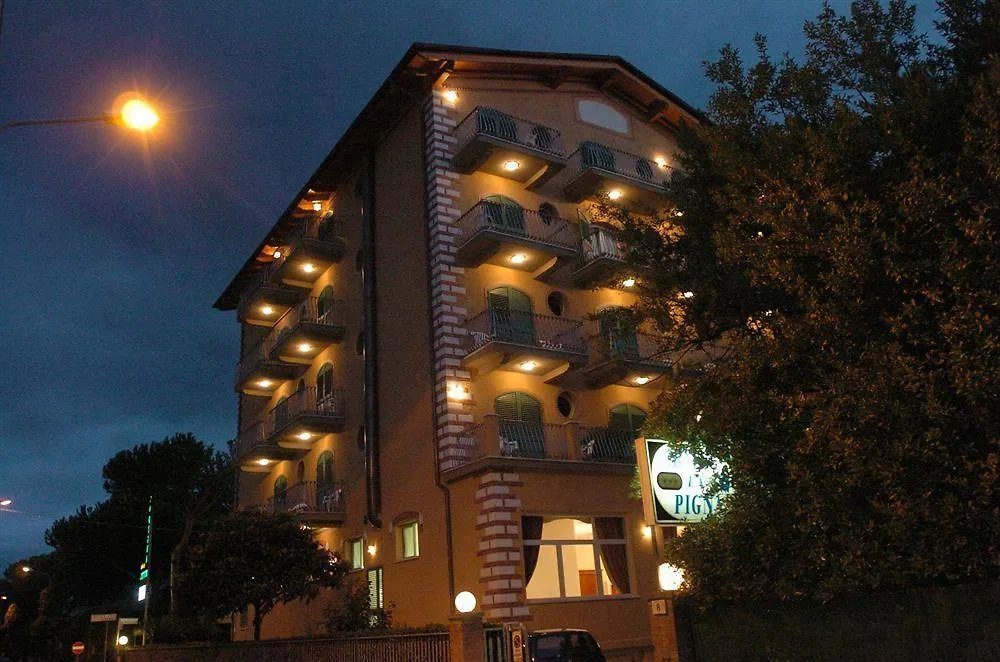 Hotel La Pigna Marina di Pietrasanta 3*,
