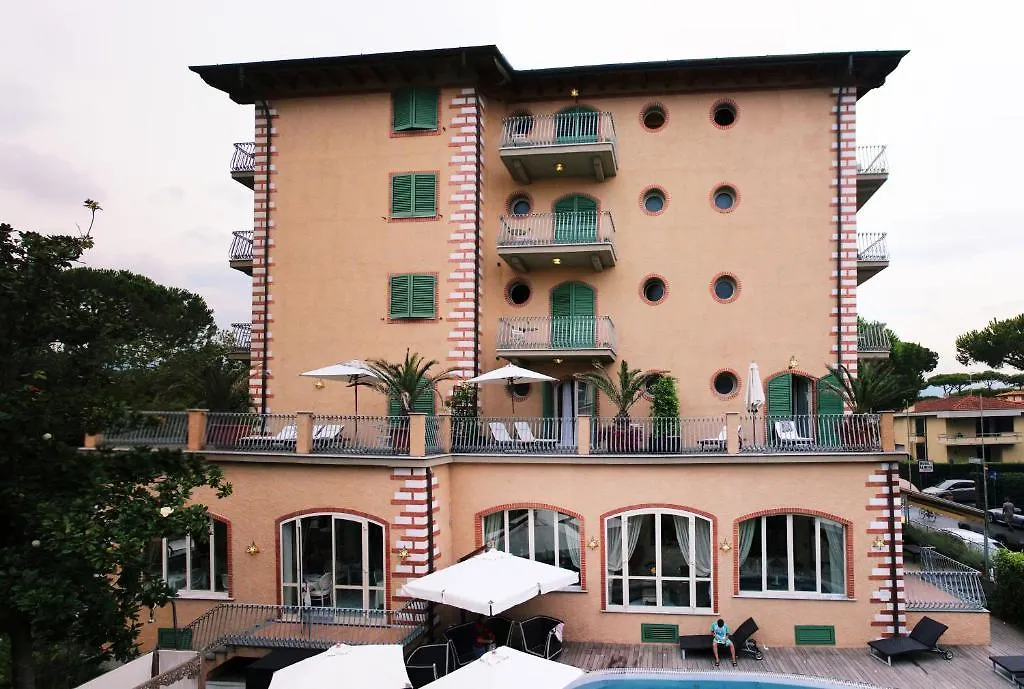***  Hotel La Pigna Marina di Pietrasanta Italy